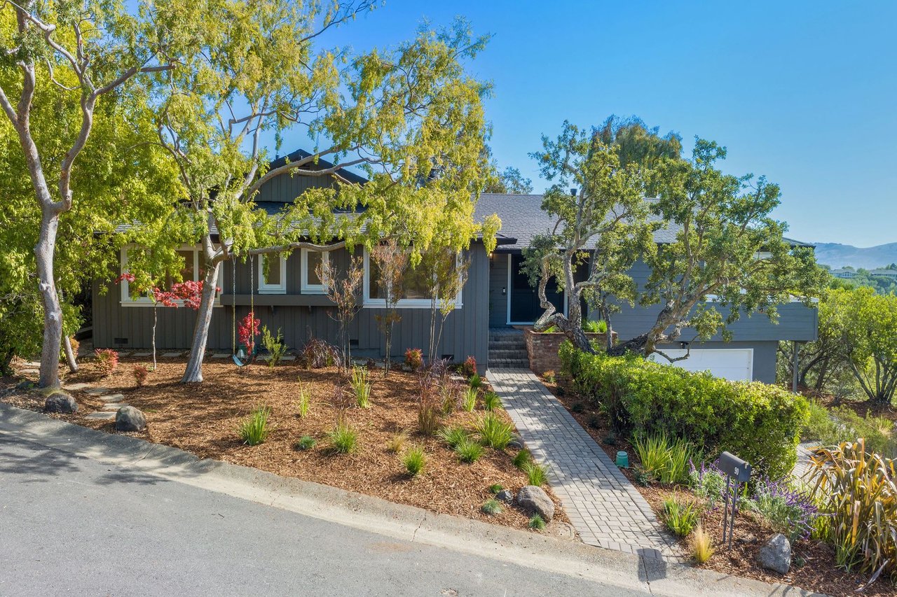 90 Altura Way