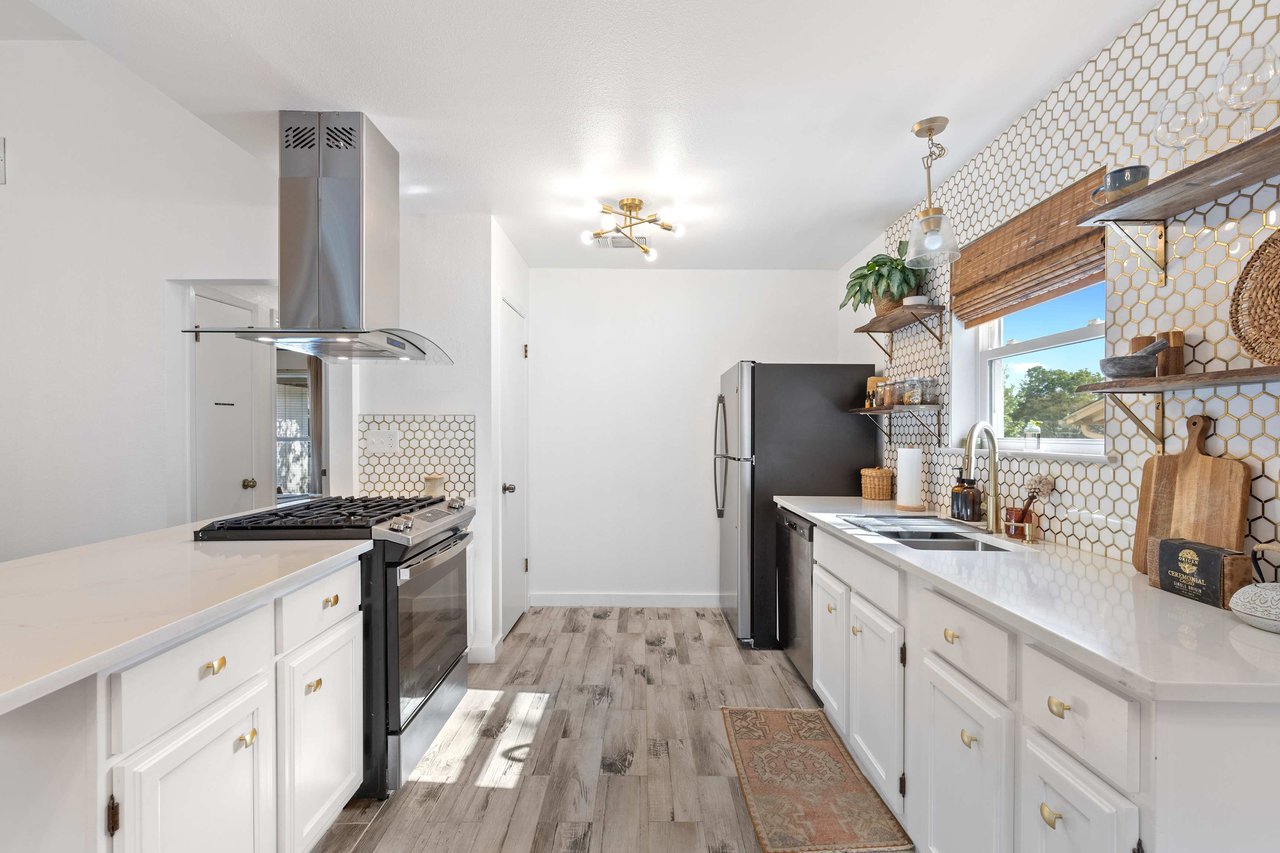 Perfect 78745 home! Airbnb READY!