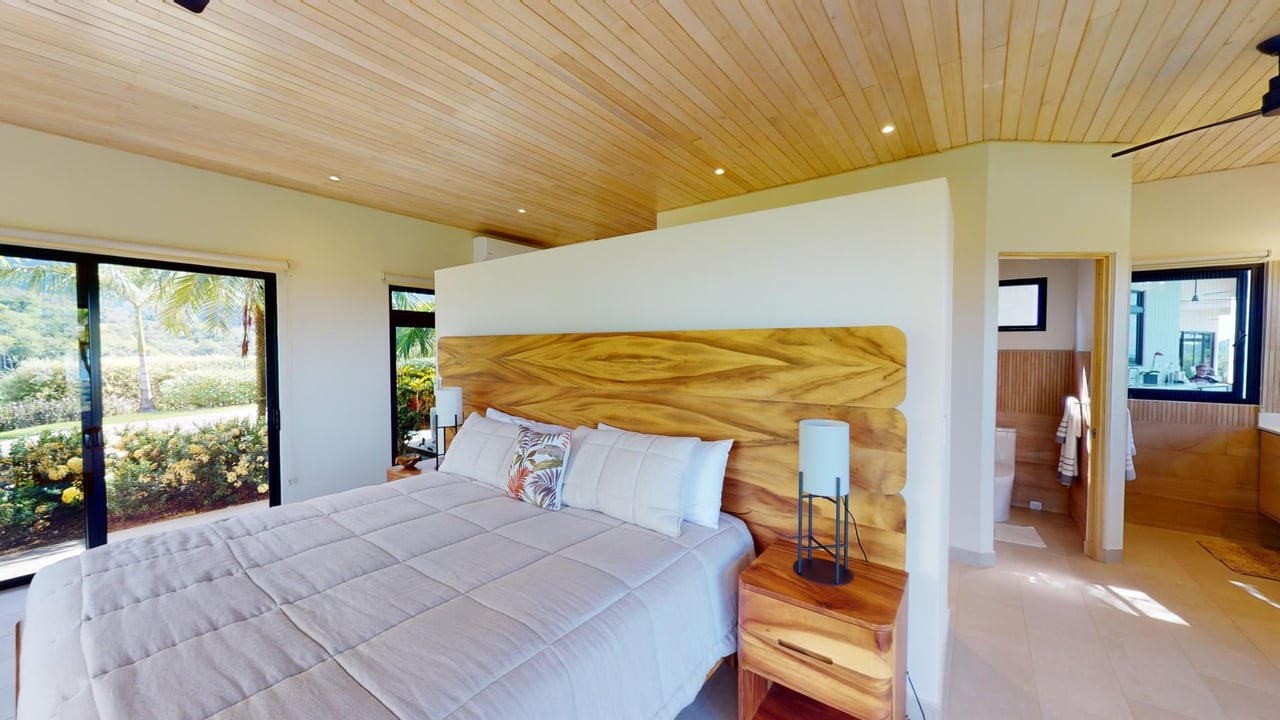 Elegant, Modern Ocean View Home on 2.75 Acres