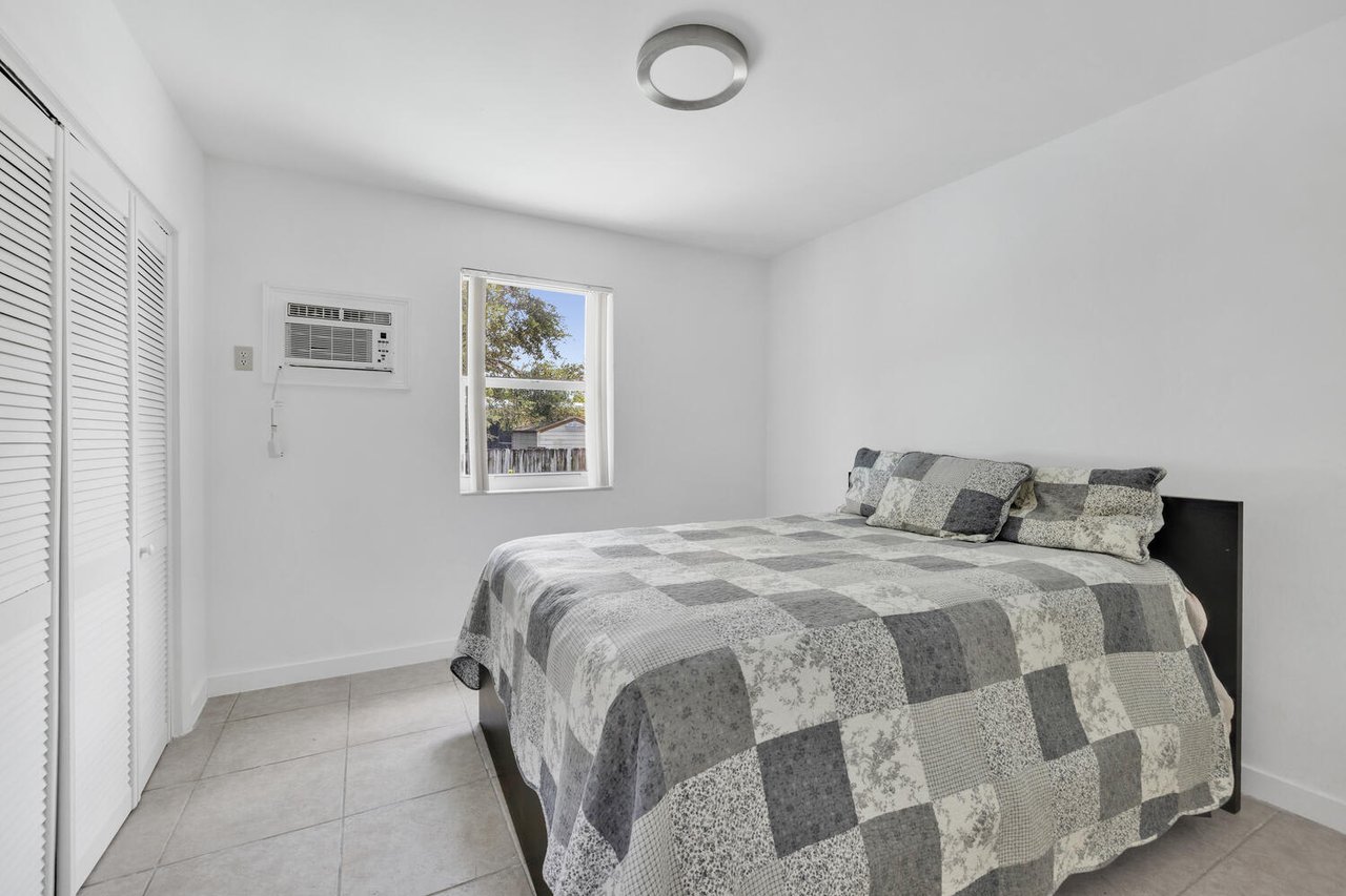 1200 SW 58th Ave