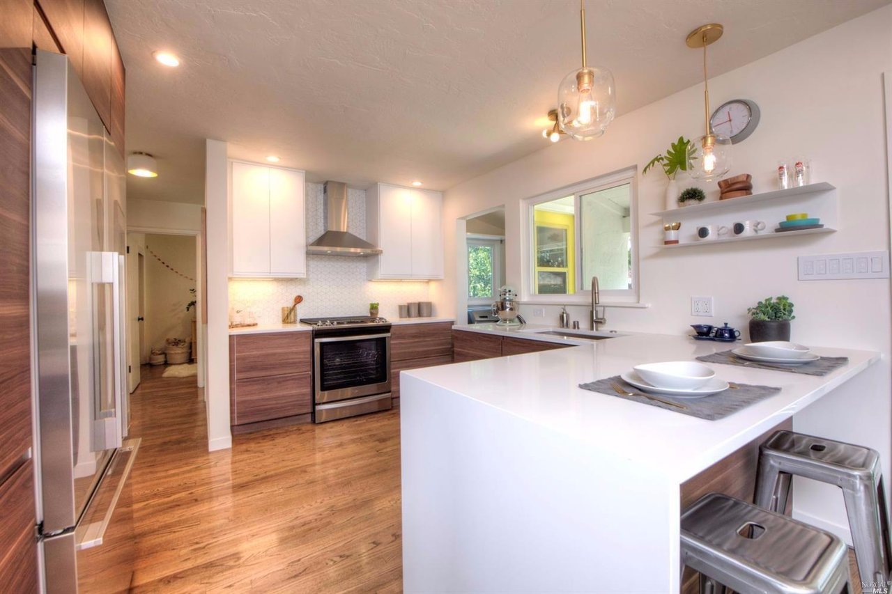 2 Yukon Pl 