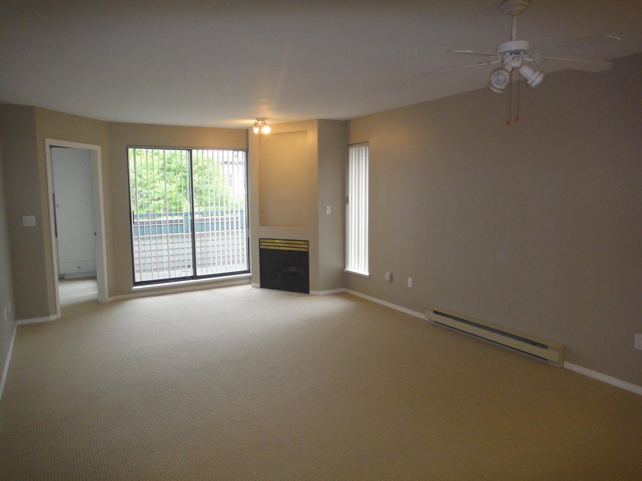 409-2925 Glen Dr