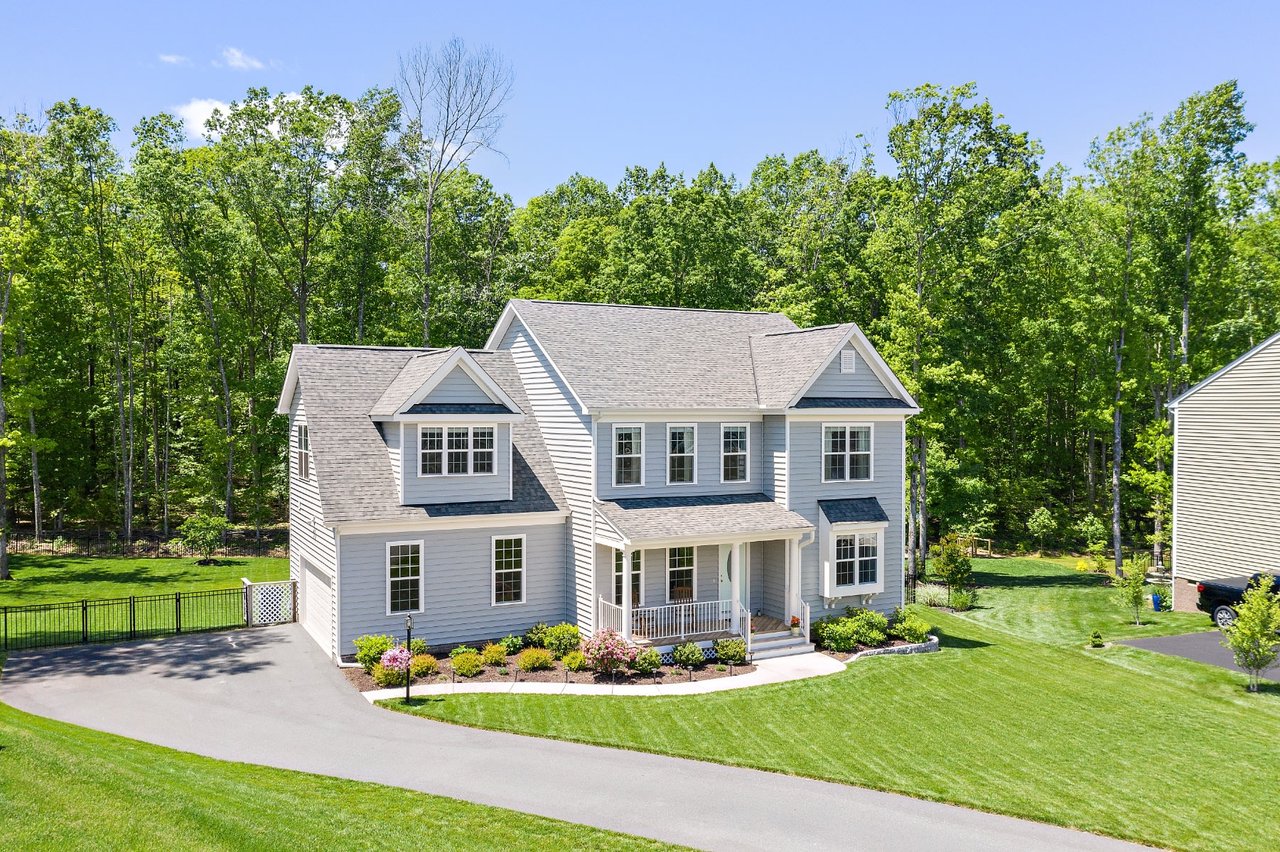 9006 Lavenham Place