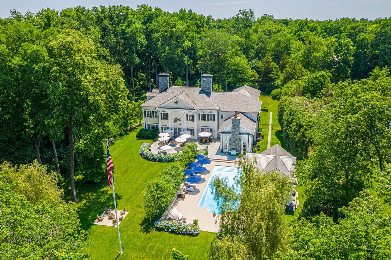 55 Perkins Rd, Greenwich CT