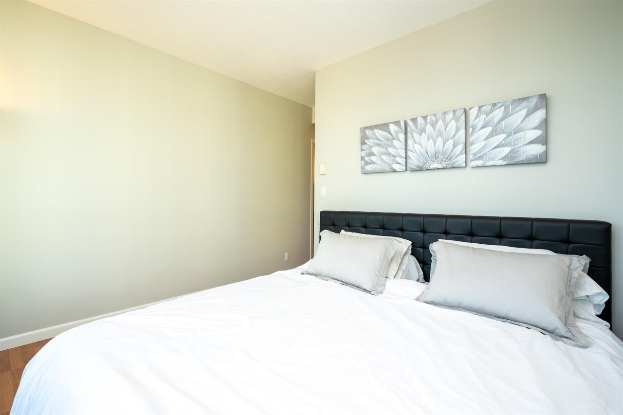 907-8871 Lansdowne Rd