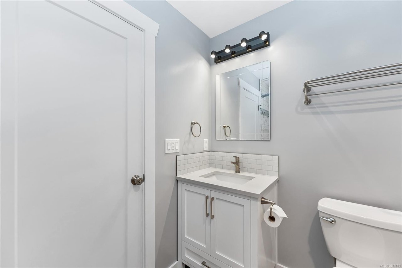 15-4125 Interurban Rd