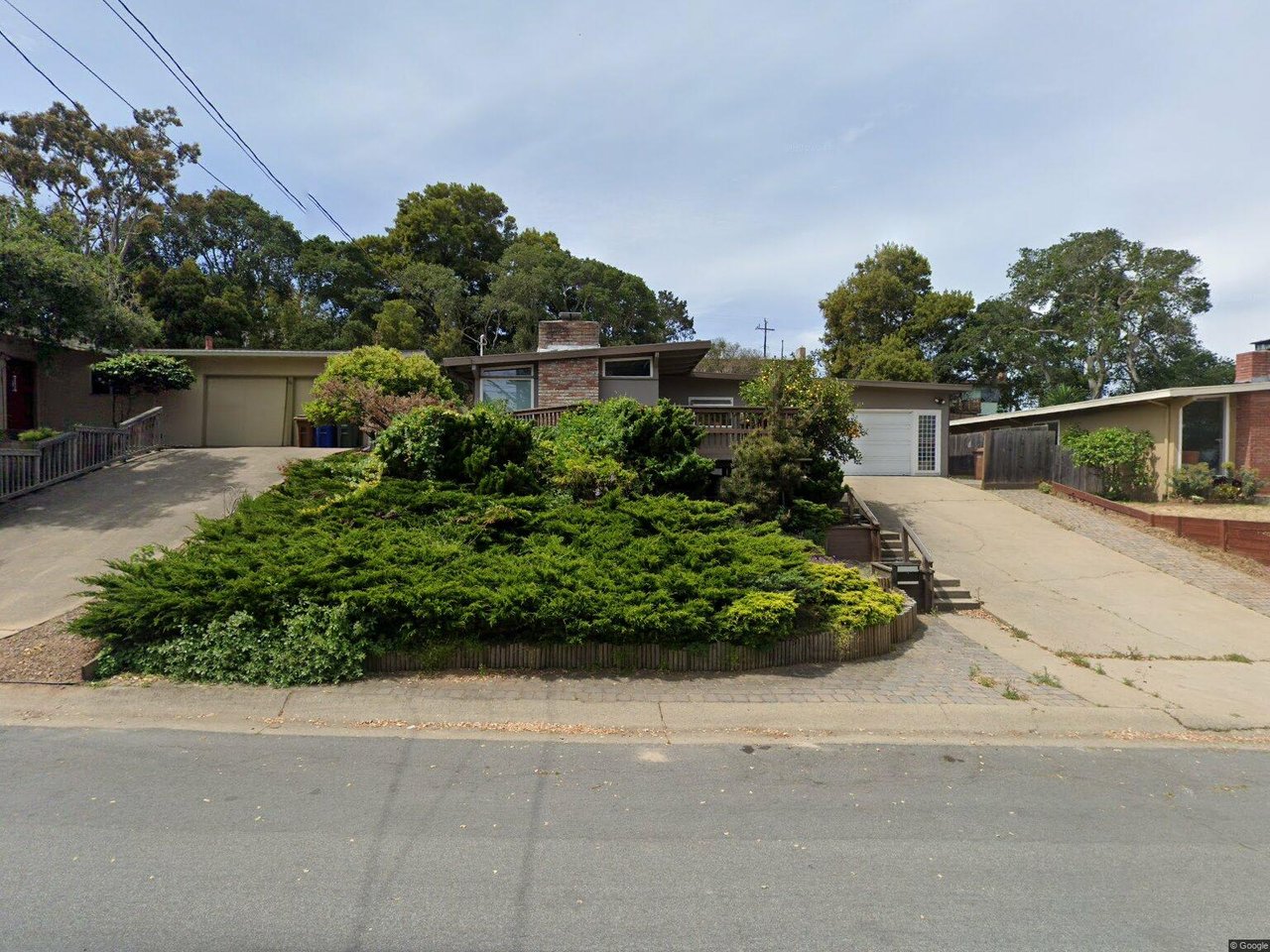 30 Ralston Dr