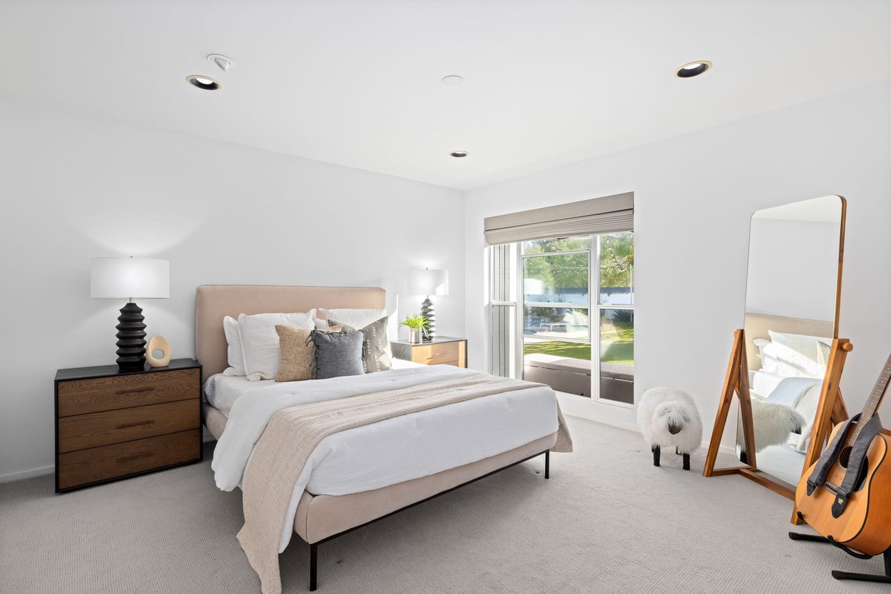 1600 Galaxy Drive