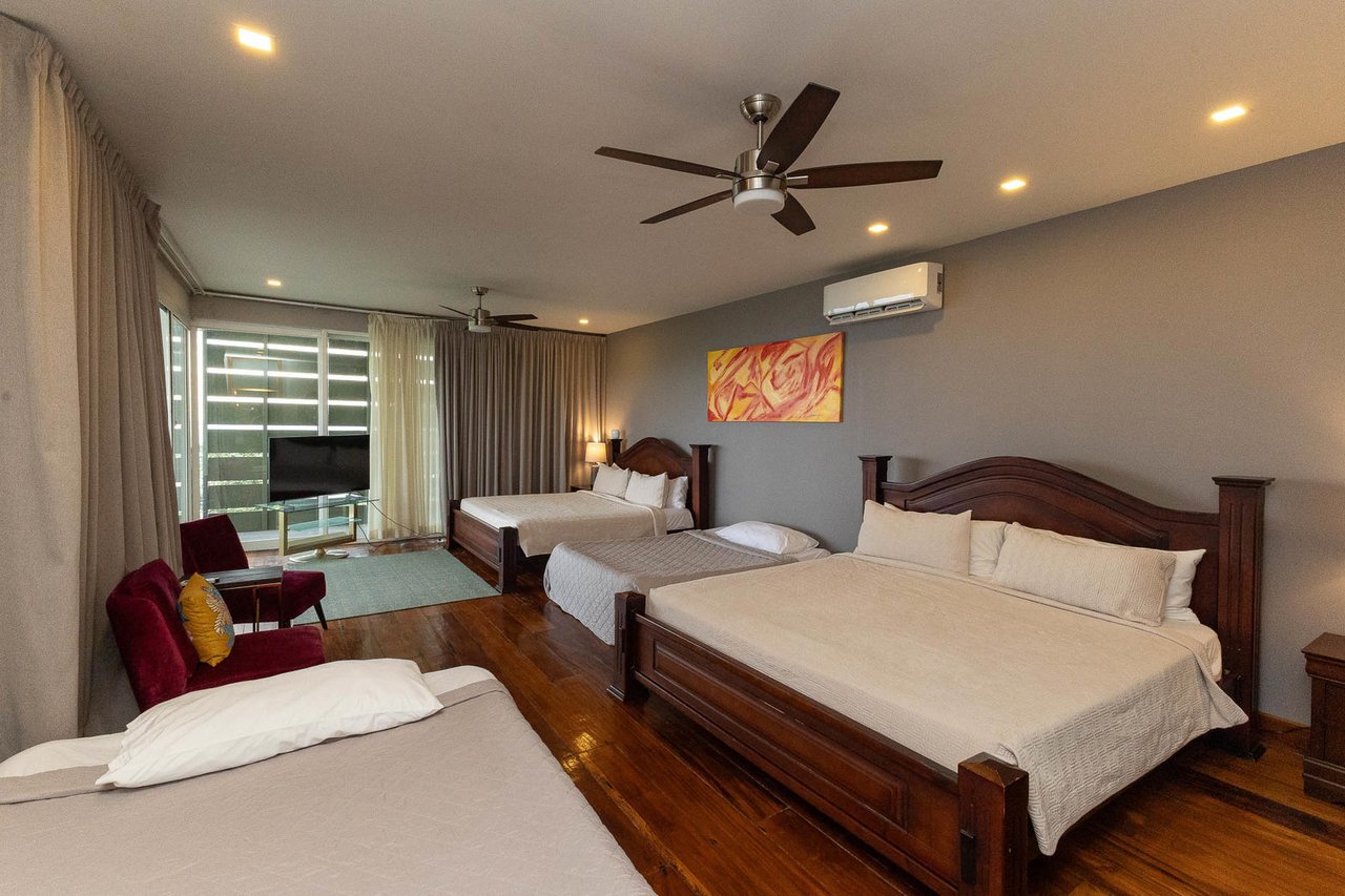 Ocean View Luxury House, Manuel Antonio, Puntarenas