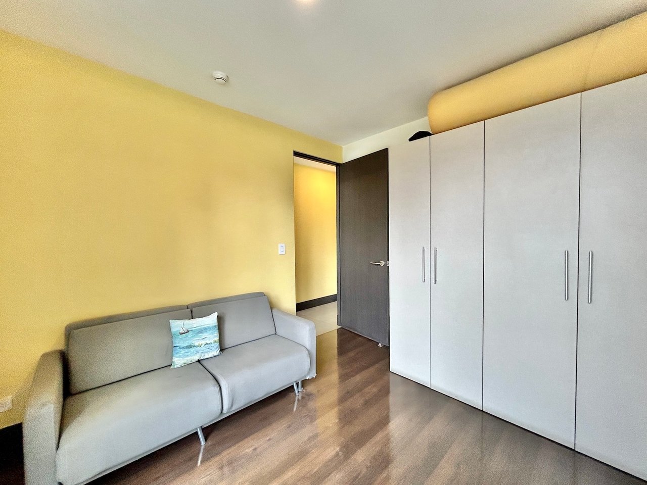 Modern Wrap Around Balcony Condo, Sabana and Rohrmoser, San Jose