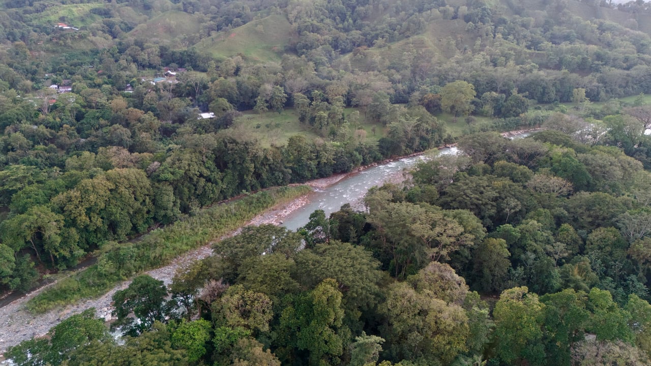 0.6 Acre Lot In Londres Quepos, Only 20 Minutes to Manuel Antonio