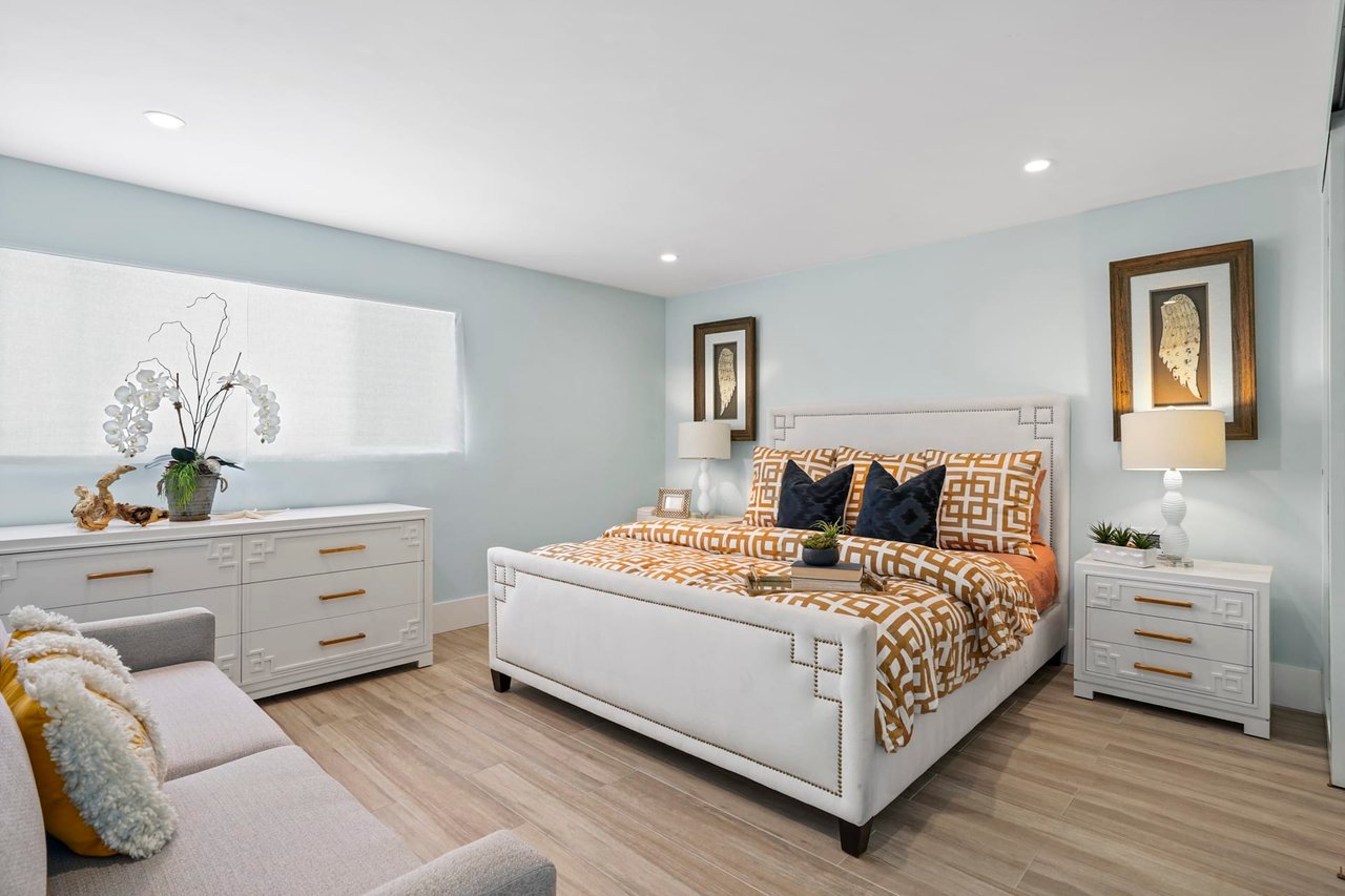 702 Oceanfront 
