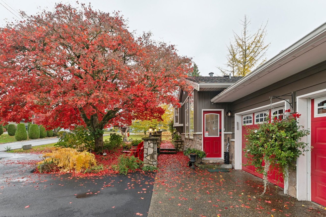 1501 Marine Cres