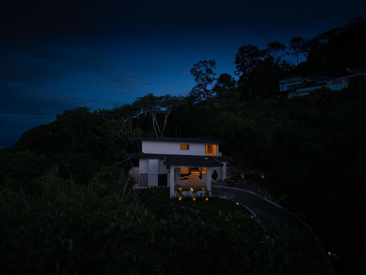 Contemporary Wellness Estate, Dominical, Puntarenas