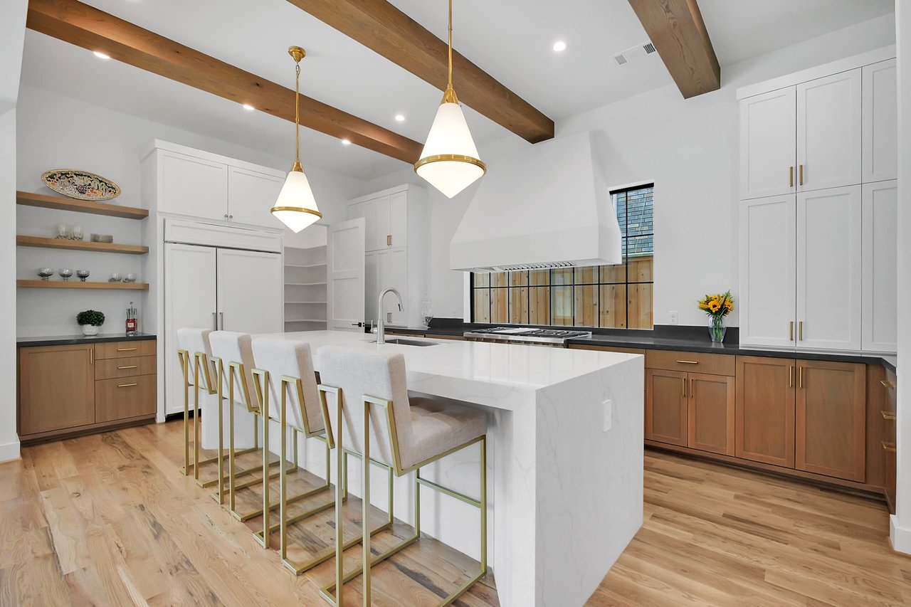 6 Ways to Make an Old Home Feel New!