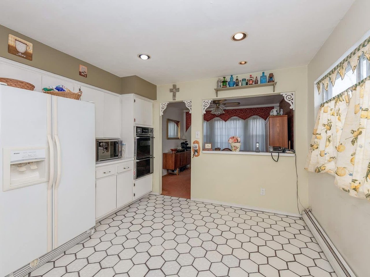 100 Radcliff Ave