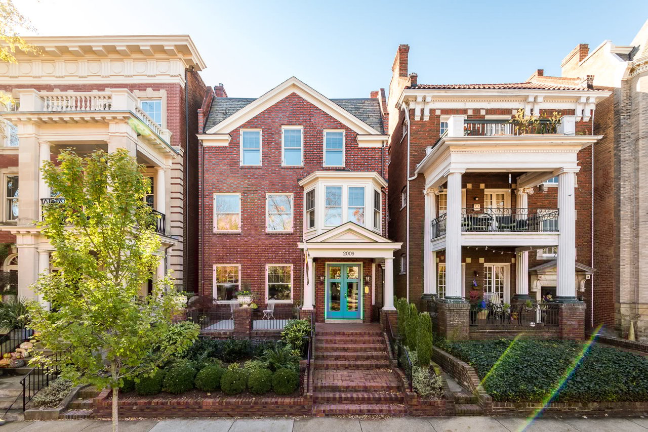 Richmond July 2023 Luxury Marketing Report