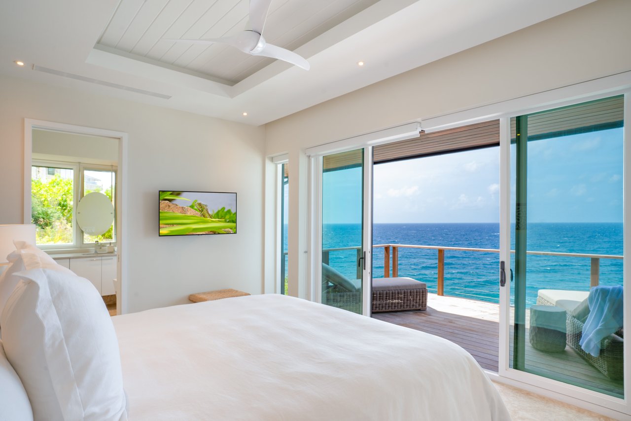 Whale Point Villa