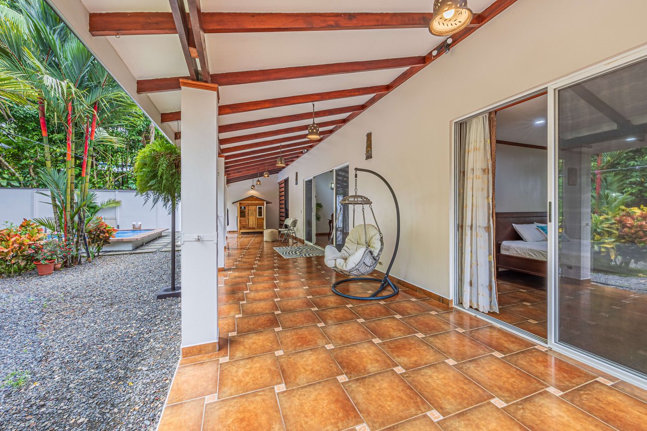 "Happy Daze" Home in Uvita 3 Bed, 3 bath & Pool