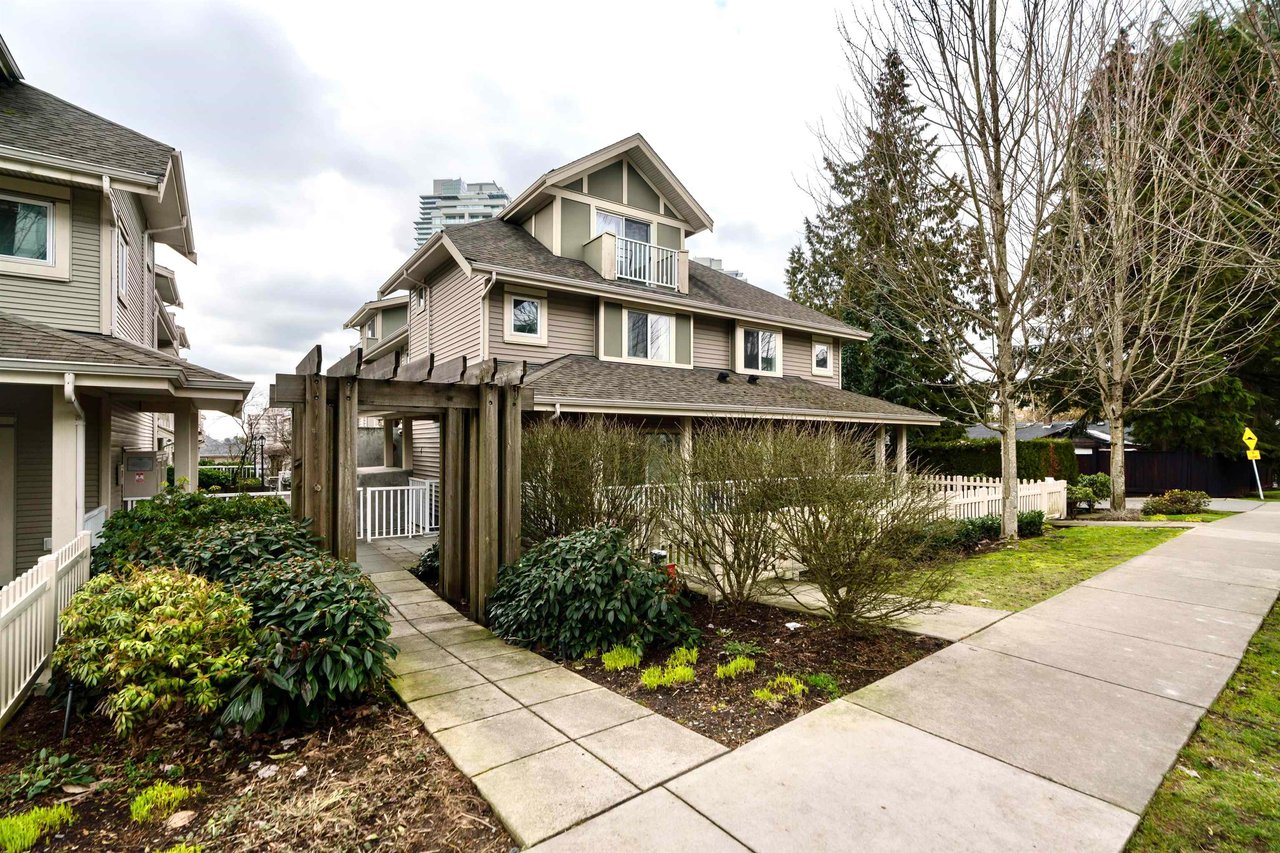 19-621 Langside Ave