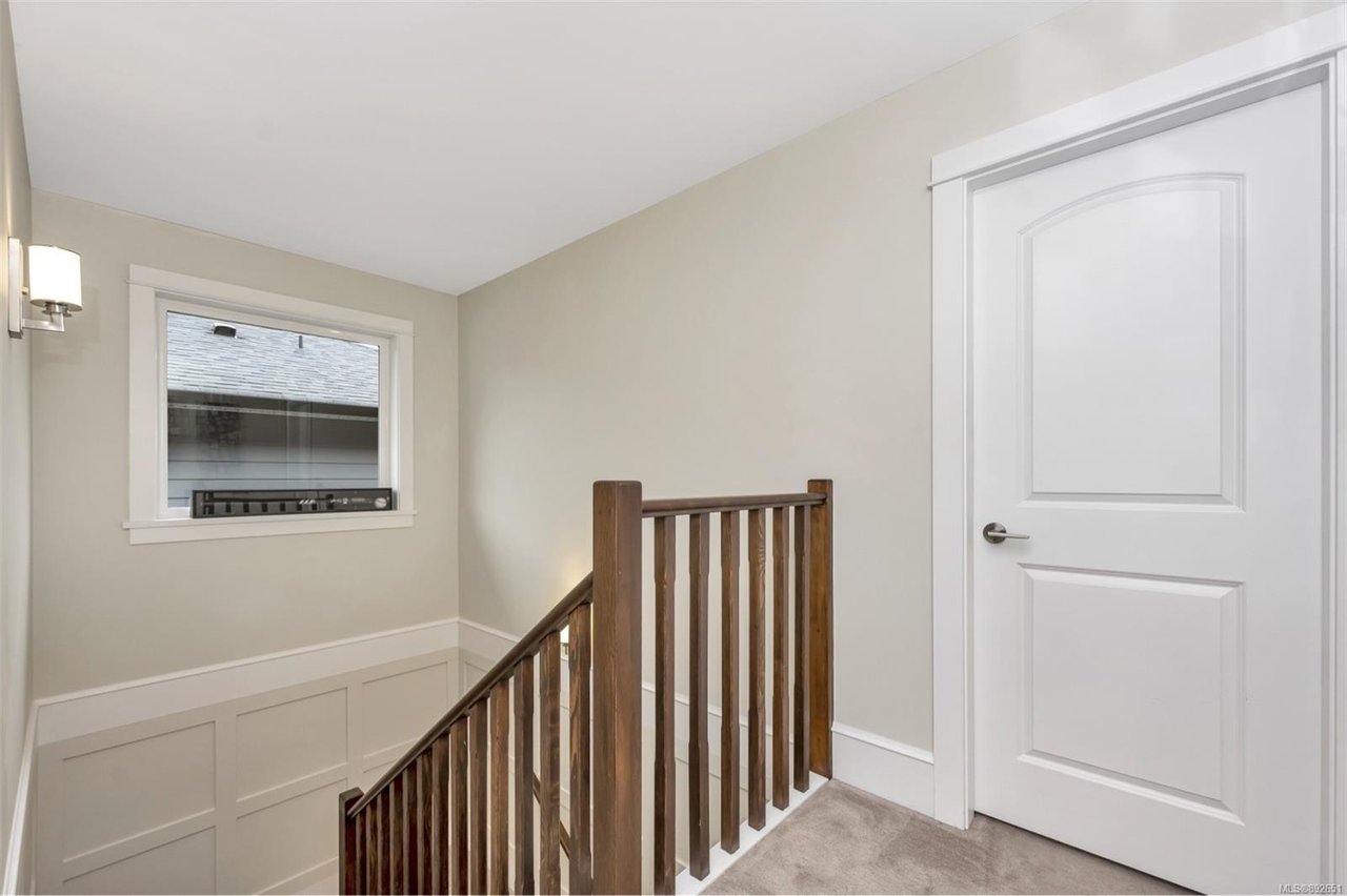 3457 Hopwood Pl