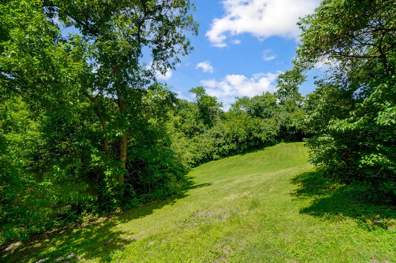 34 Linden Hill Court