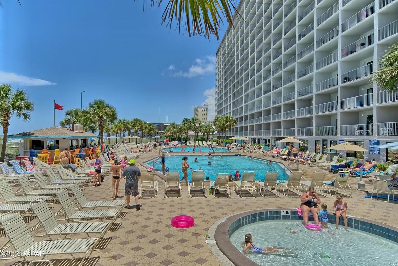 8743 Thomas Drive Unit 209