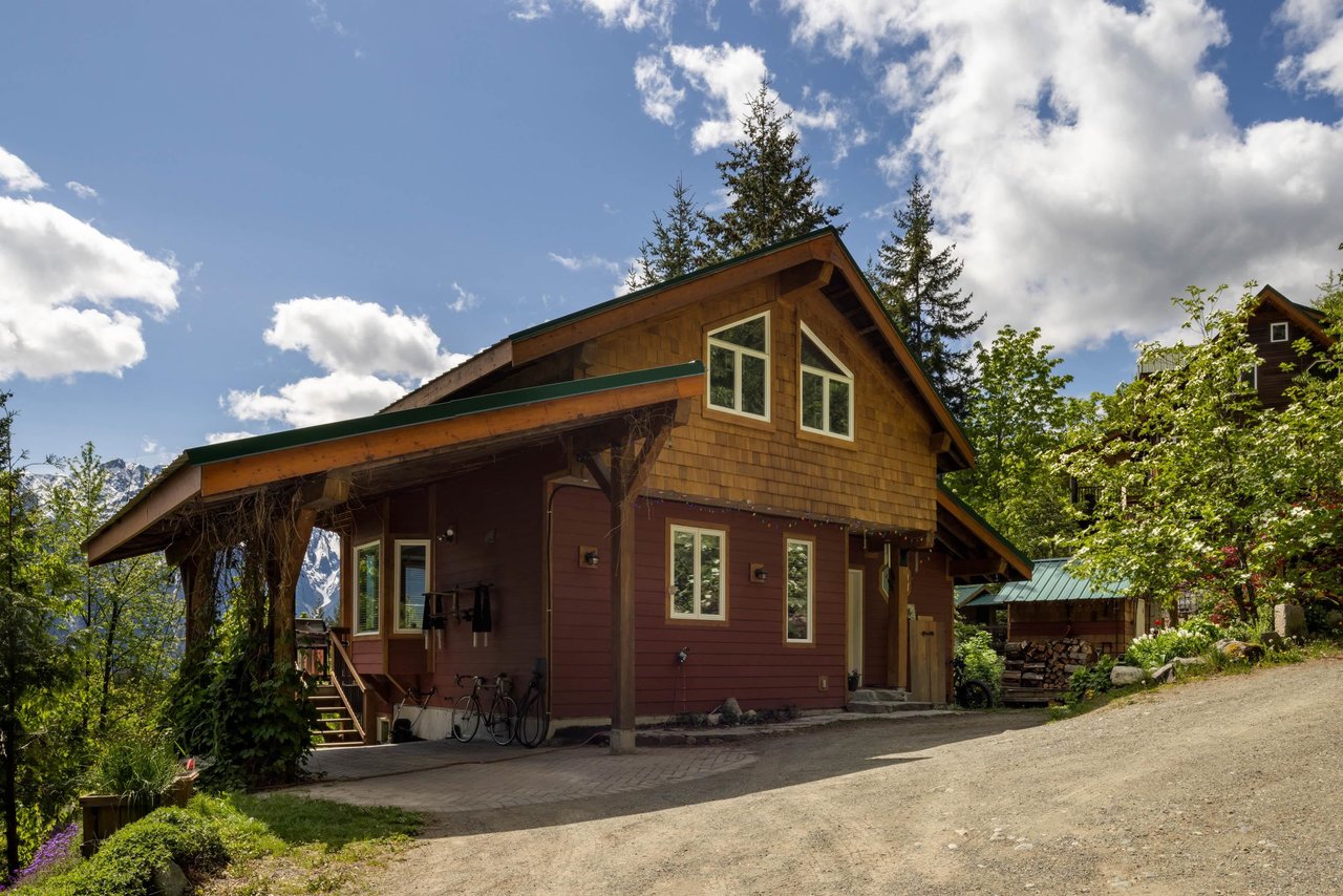 1737 Reid Rd