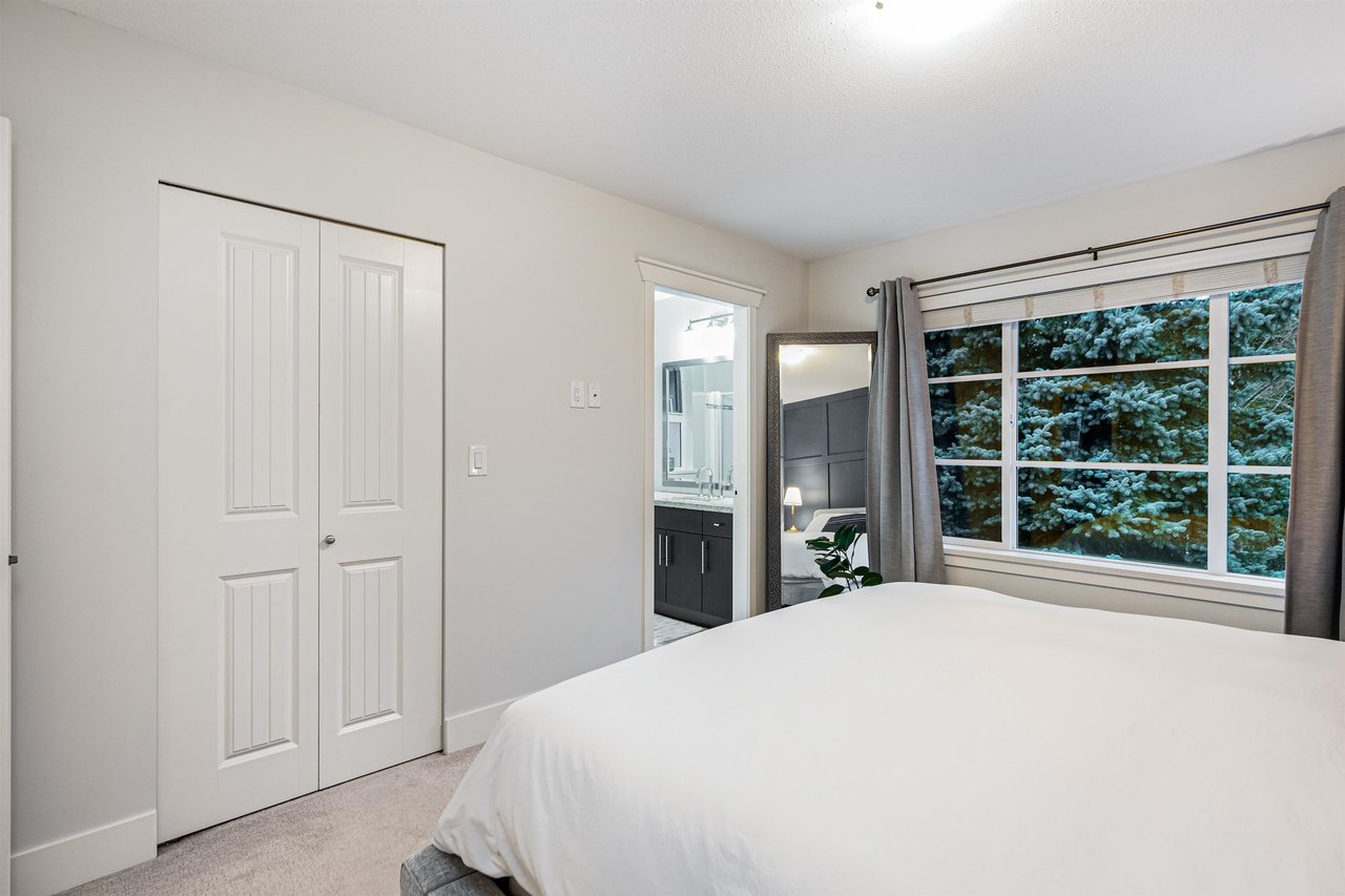 46-15405 31 Ave