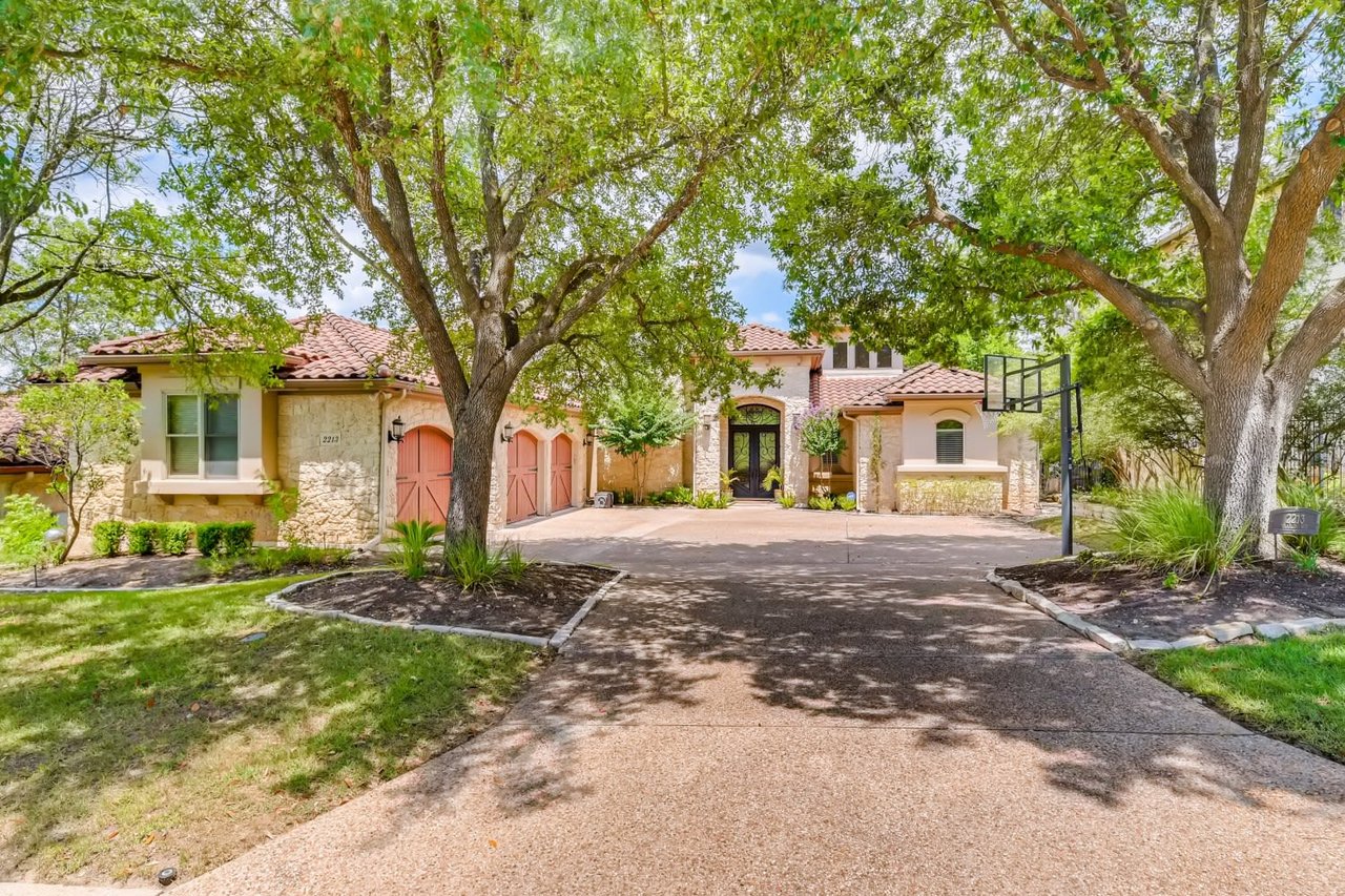 2213 Warbler Way