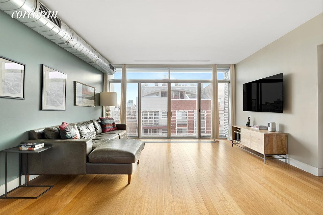 361 Manhattan Ave #4B