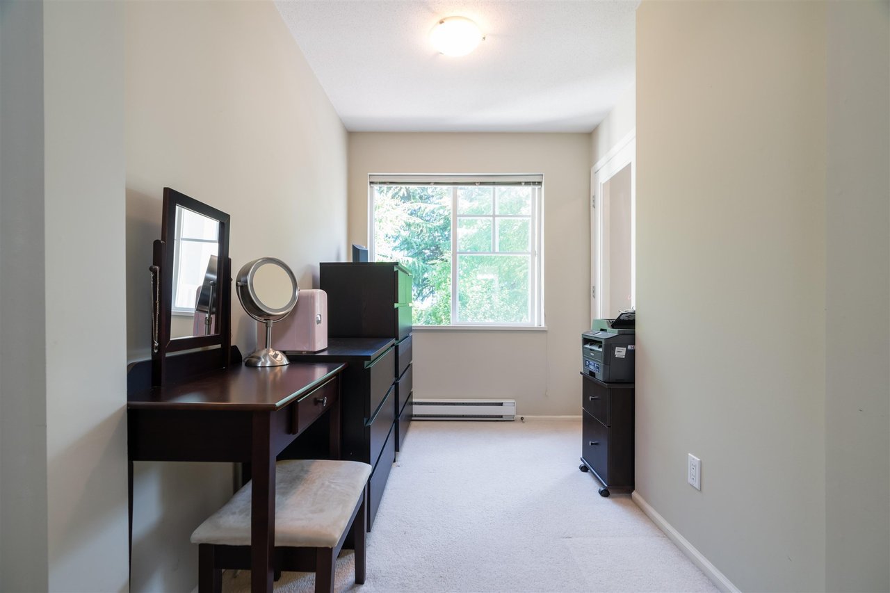 206-7330 Salisbury Ave