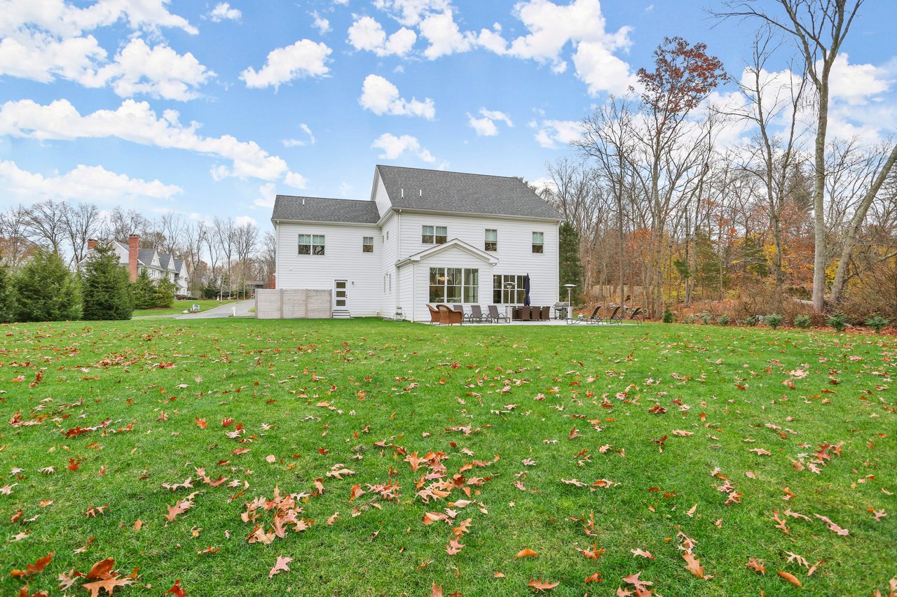 4 Stonewall Lane