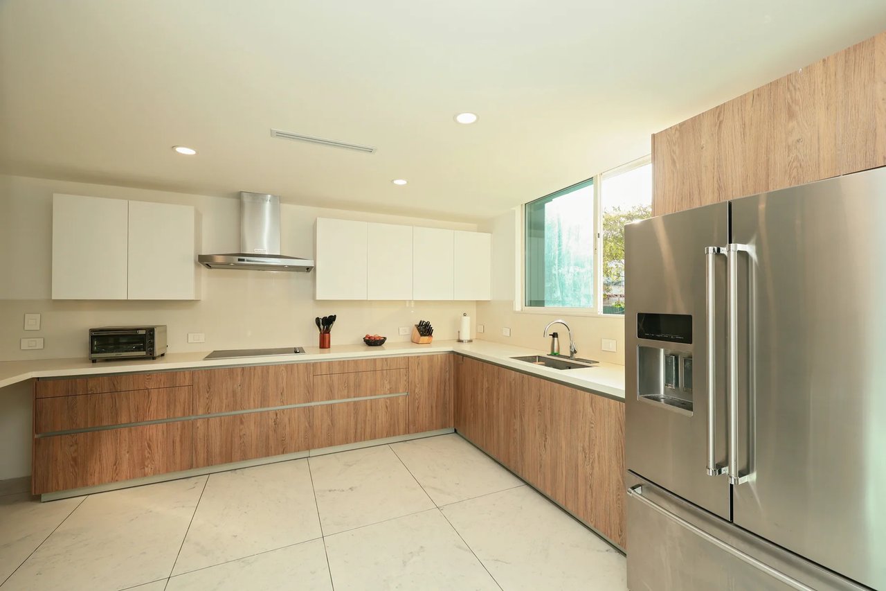 Price Value Opportunity, Escazu, San Jose