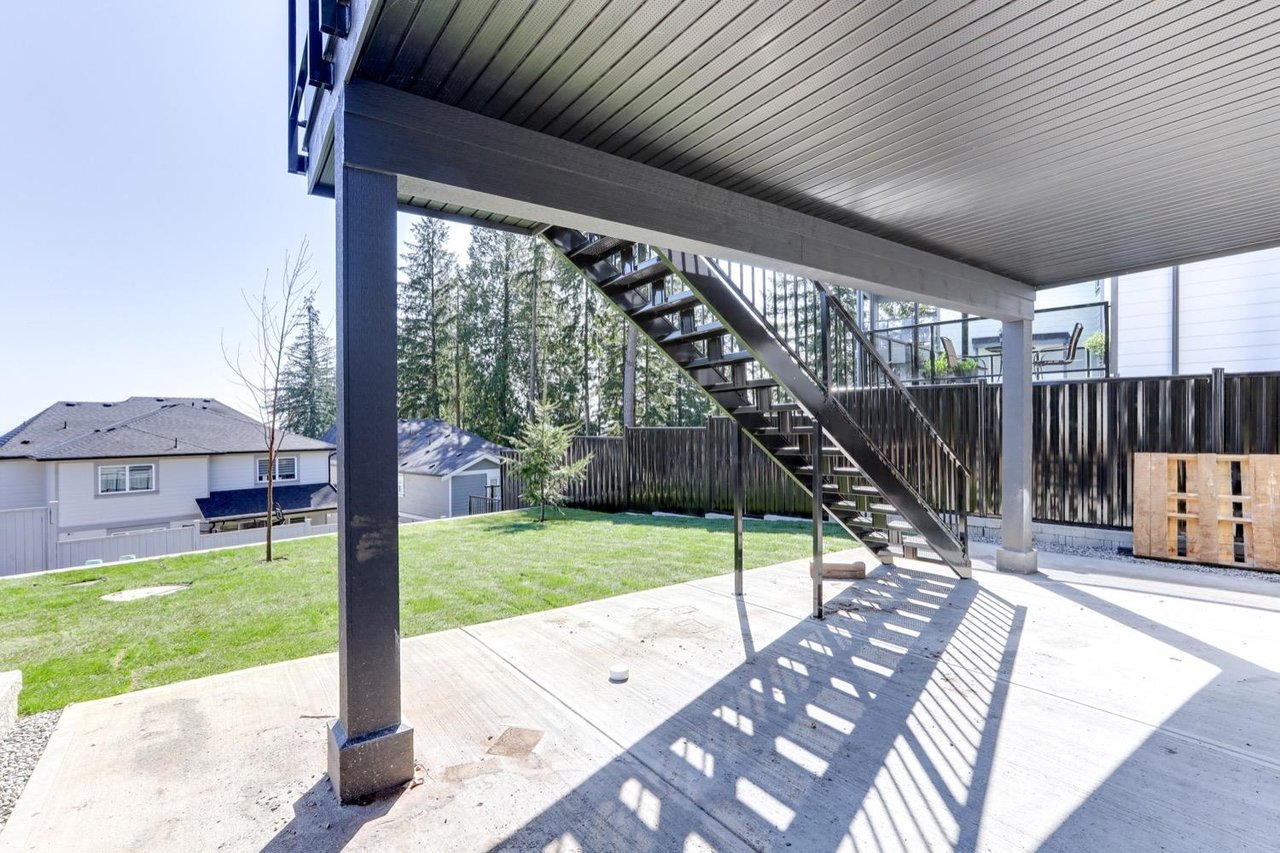 3504 Highland Dr