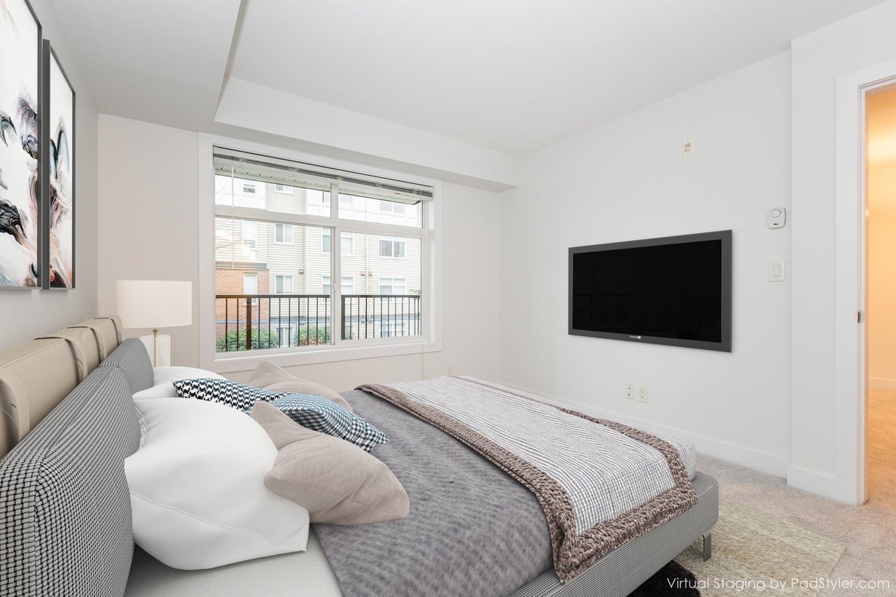 202-9422 Victor St