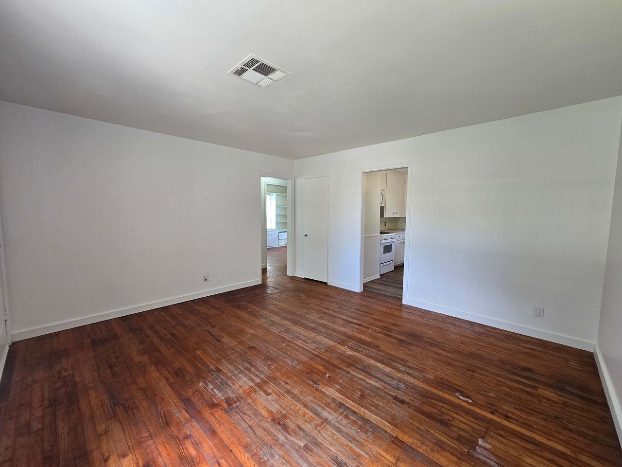 1518 N Tucker