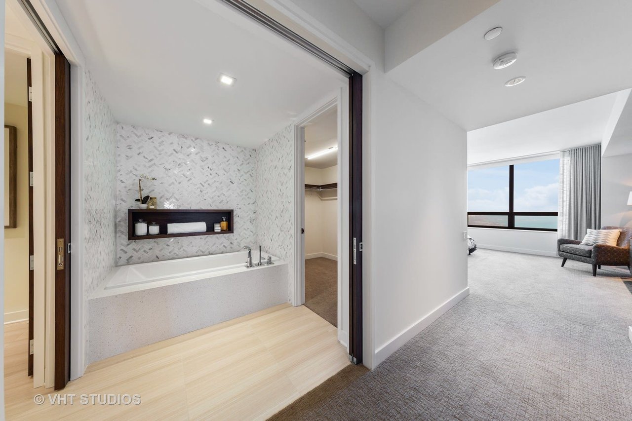 180 E Pearson St #6703