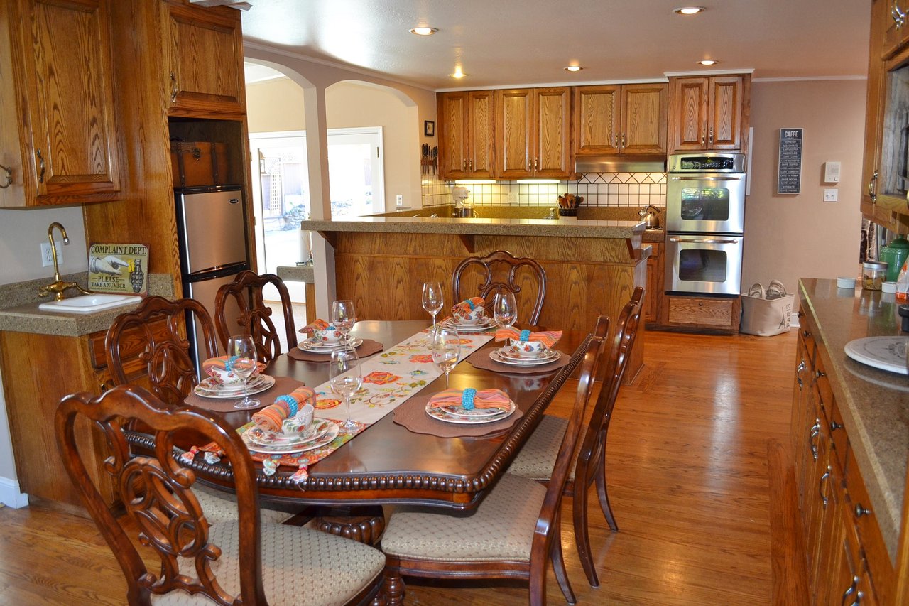 702 Tamalpais Avenue, Novato