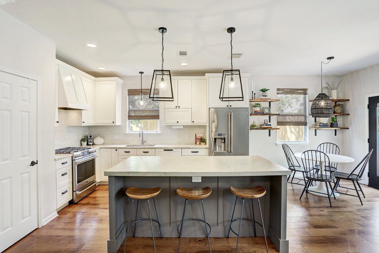4304 Hoffman Drive | SELLER REPRESENTED