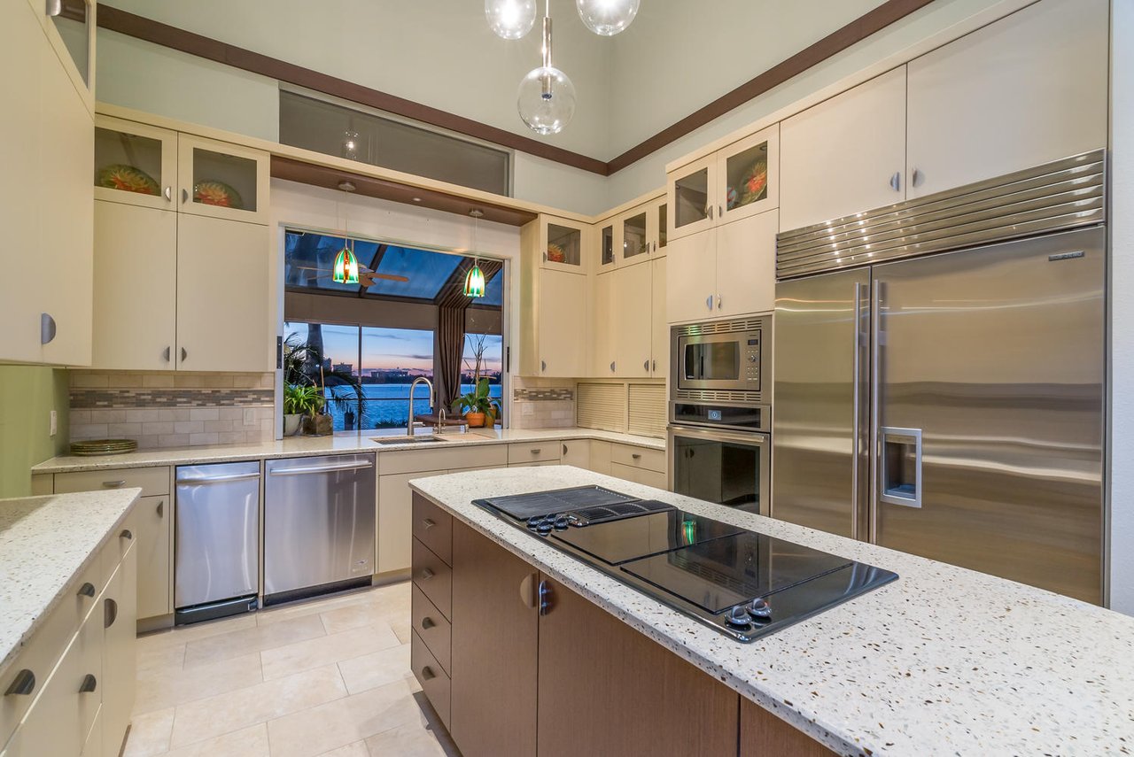 682 Mourning Dove Dr