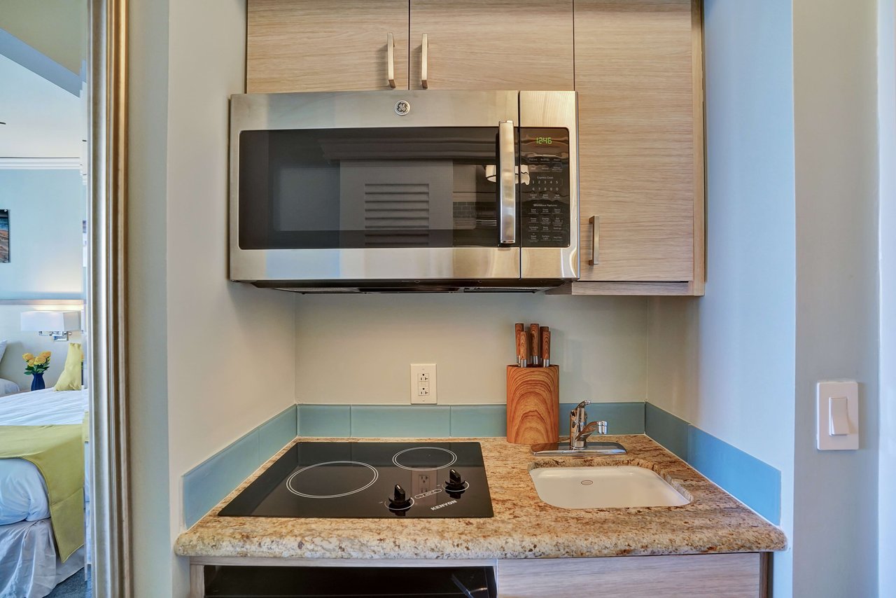 Ritz Carlton Key Biscayne Unit 870