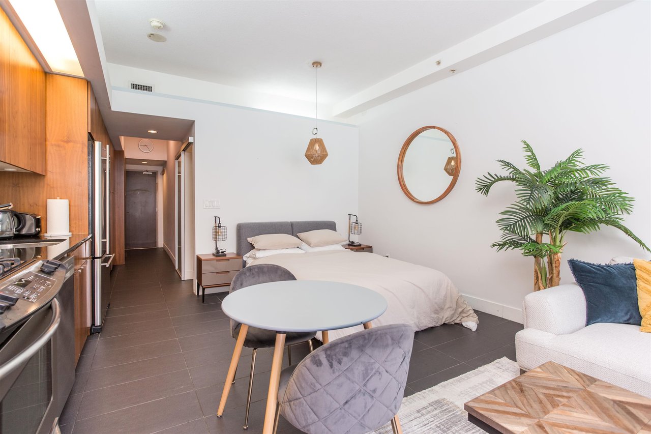401-33 W Pender Street, Vancouver