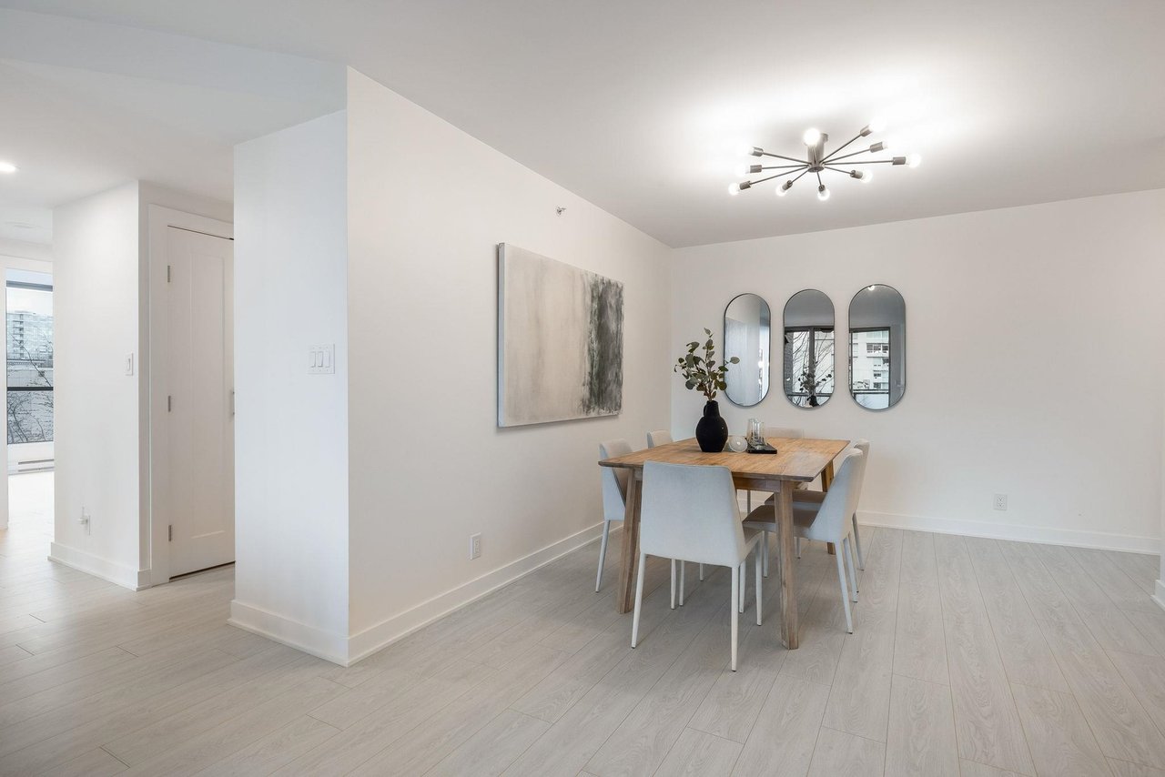 406-1575 W 10th Ave