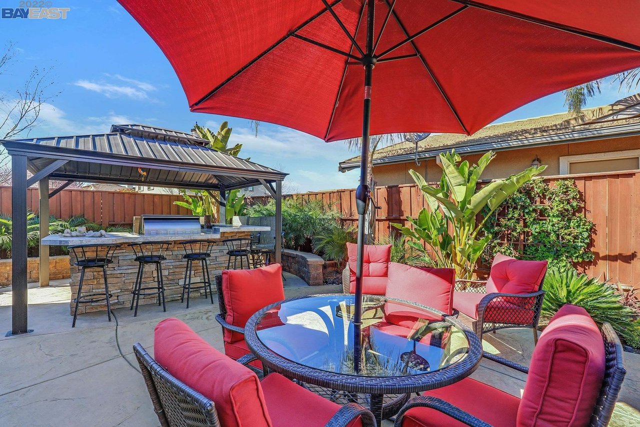 516 Sugar Hill Way