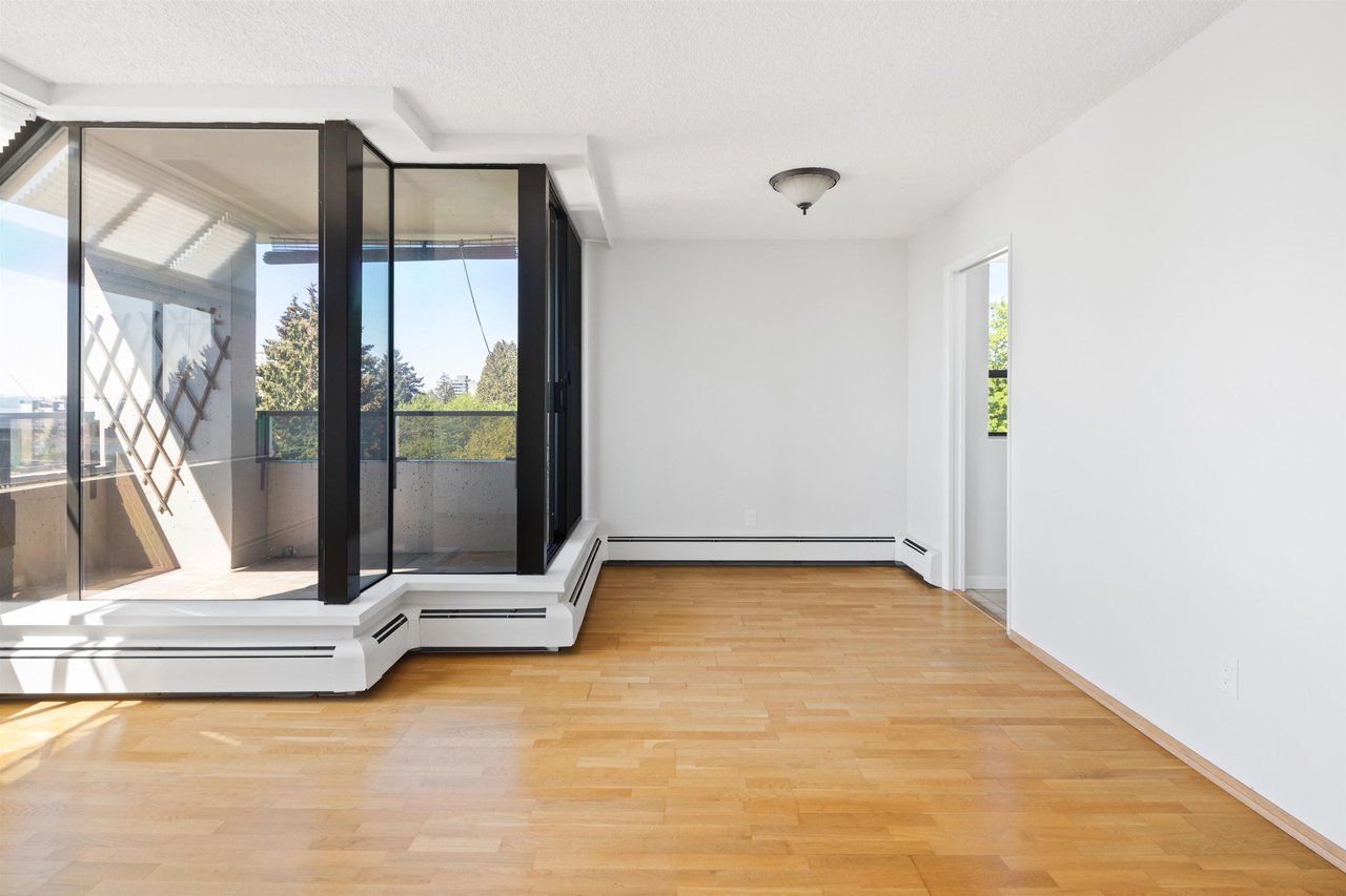 803-1737 Duchess Ave