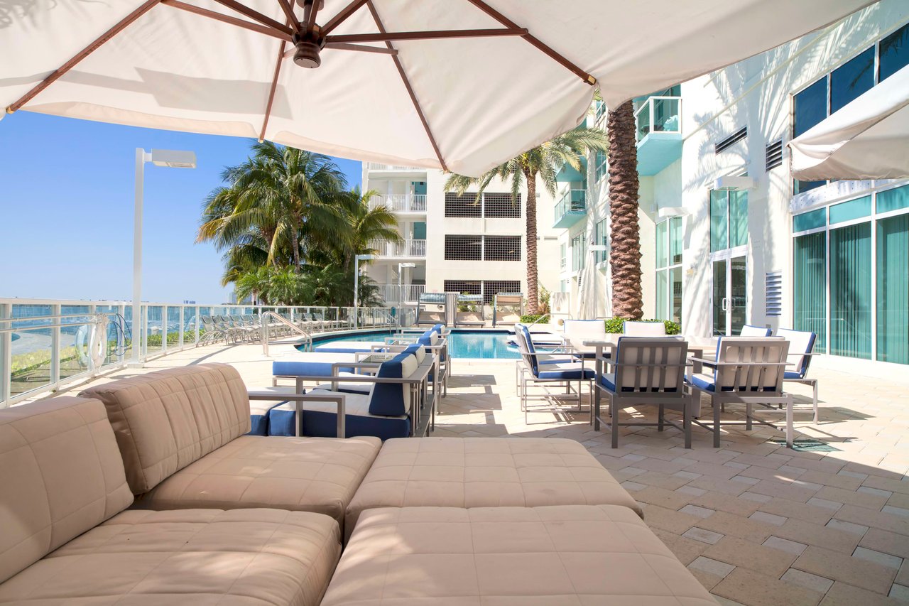 650 West Ave Unit: 2102