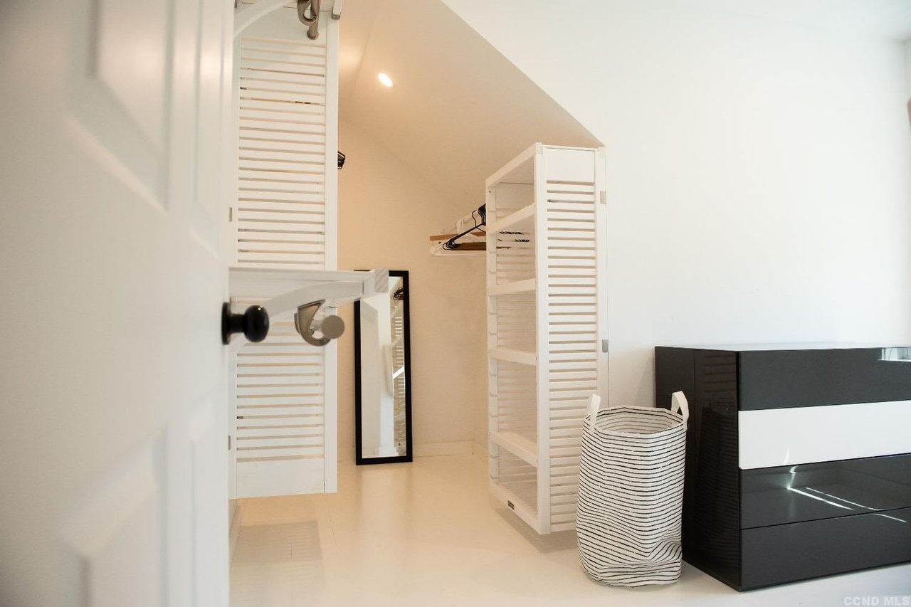 62 Fitting Rd