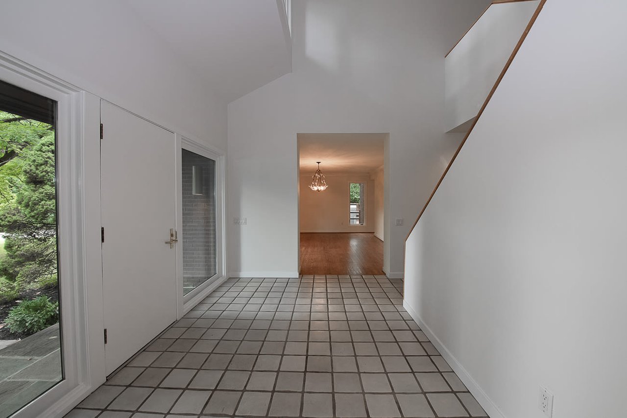 Bryn Mawr Custom Contemporary