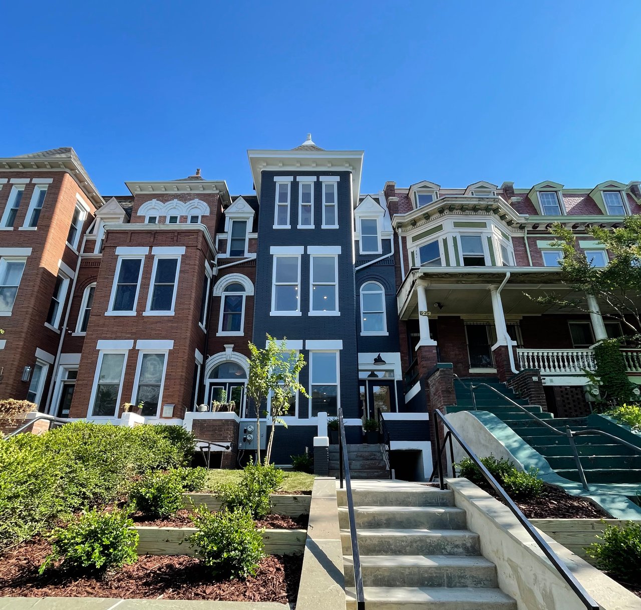 1220 GIRARD NW Unit: 1